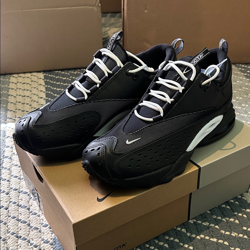 NIKE AIR ZOOM DRIVE SP (black/white)